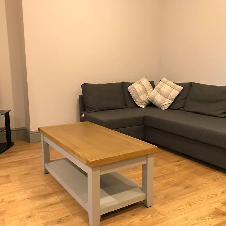 Belmont - Y Prom Apartment Абъристуит Екстериор снимка