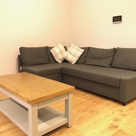 Belmont - Y Prom Apartment Абъристуит Екстериор снимка